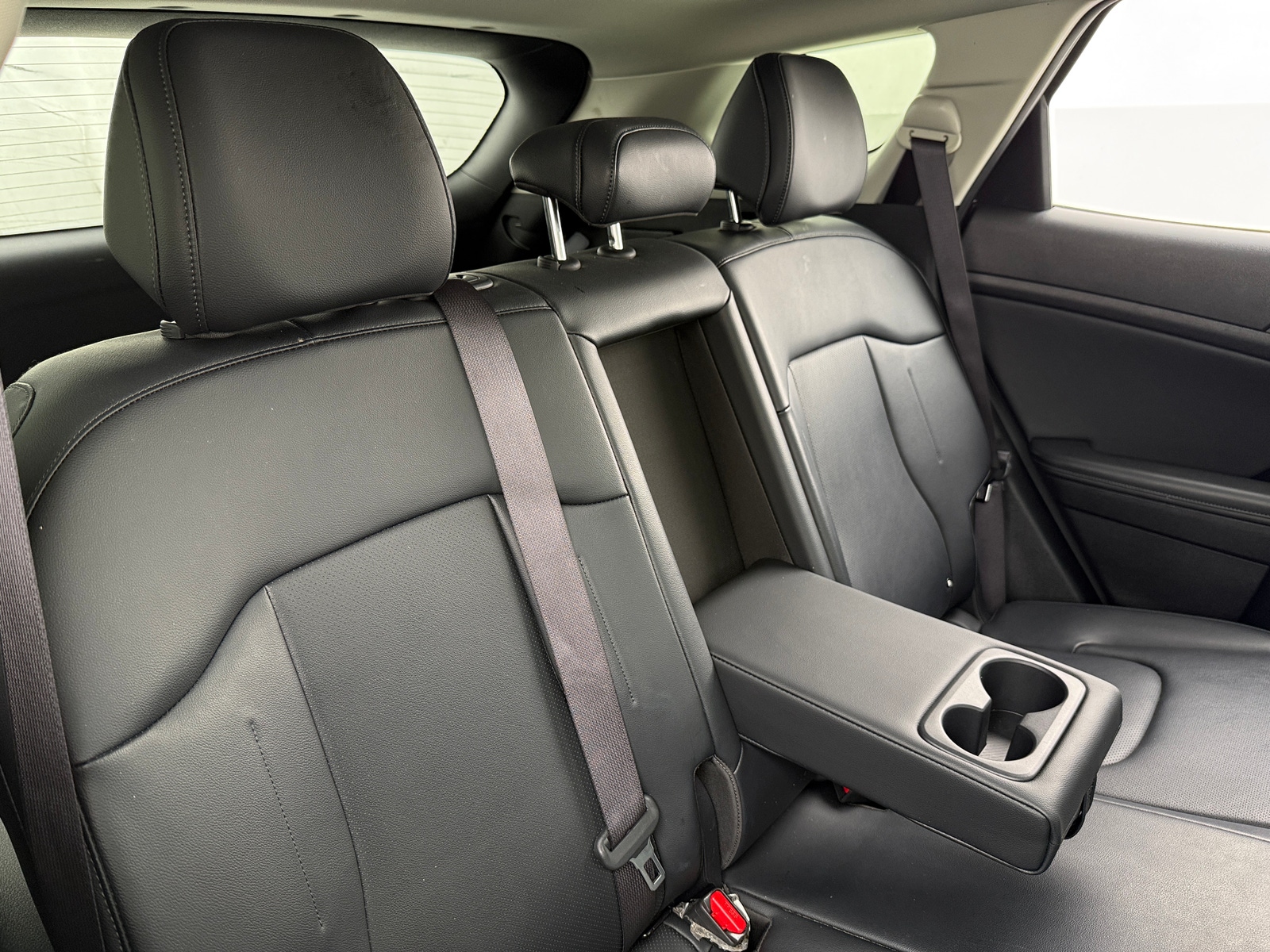 Thumbnail: 2023 Kia Sportage - 5