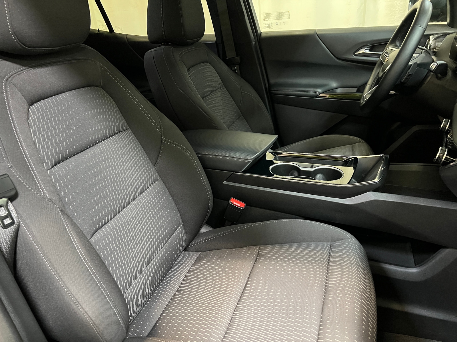 Thumbnail: 2025 Chevrolet Equinox - 2
