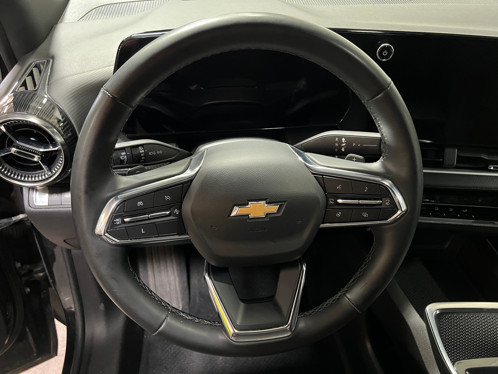Thumbnail: 2025 Chevrolet Equinox - 5