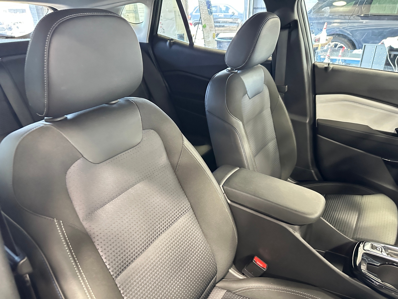 Thumbnail: 2025 Chevrolet Trax - 2