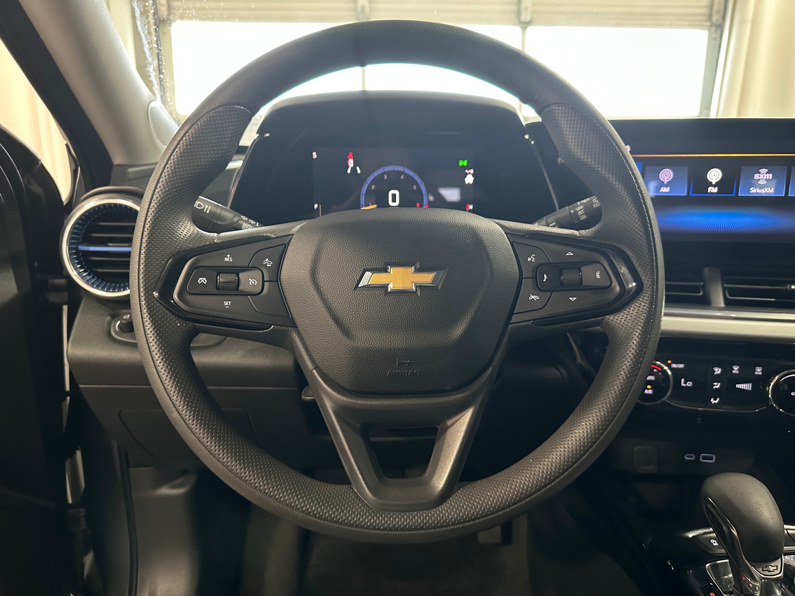 Thumbnail: 2025 Chevrolet Trax - 5