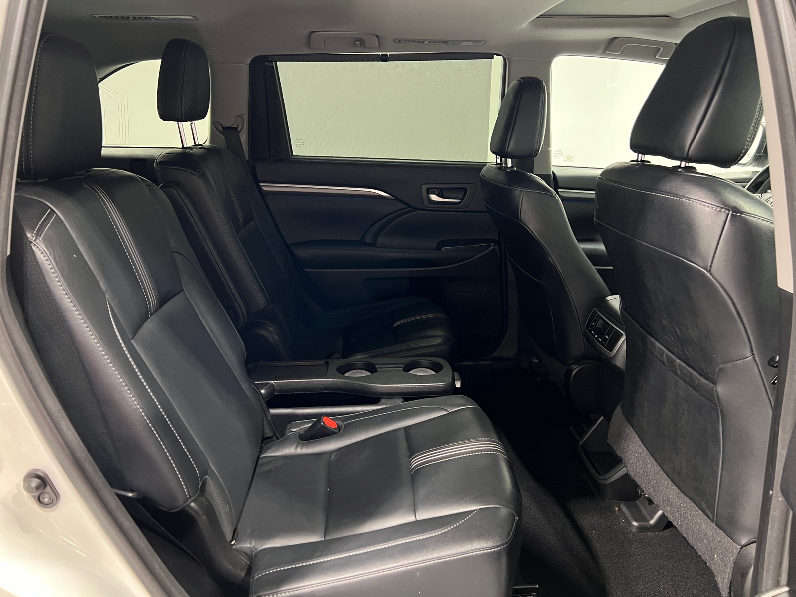 Thumbnail: 2017 Toyota Highlander - 5