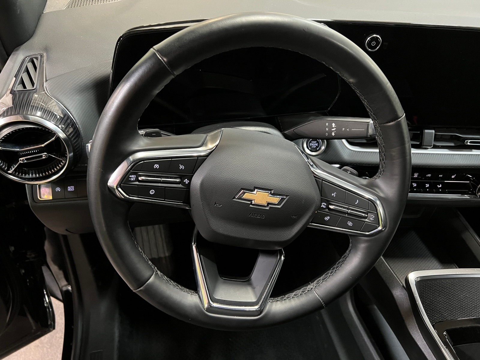 Thumbnail: 2025 Chevrolet Equinox - 5