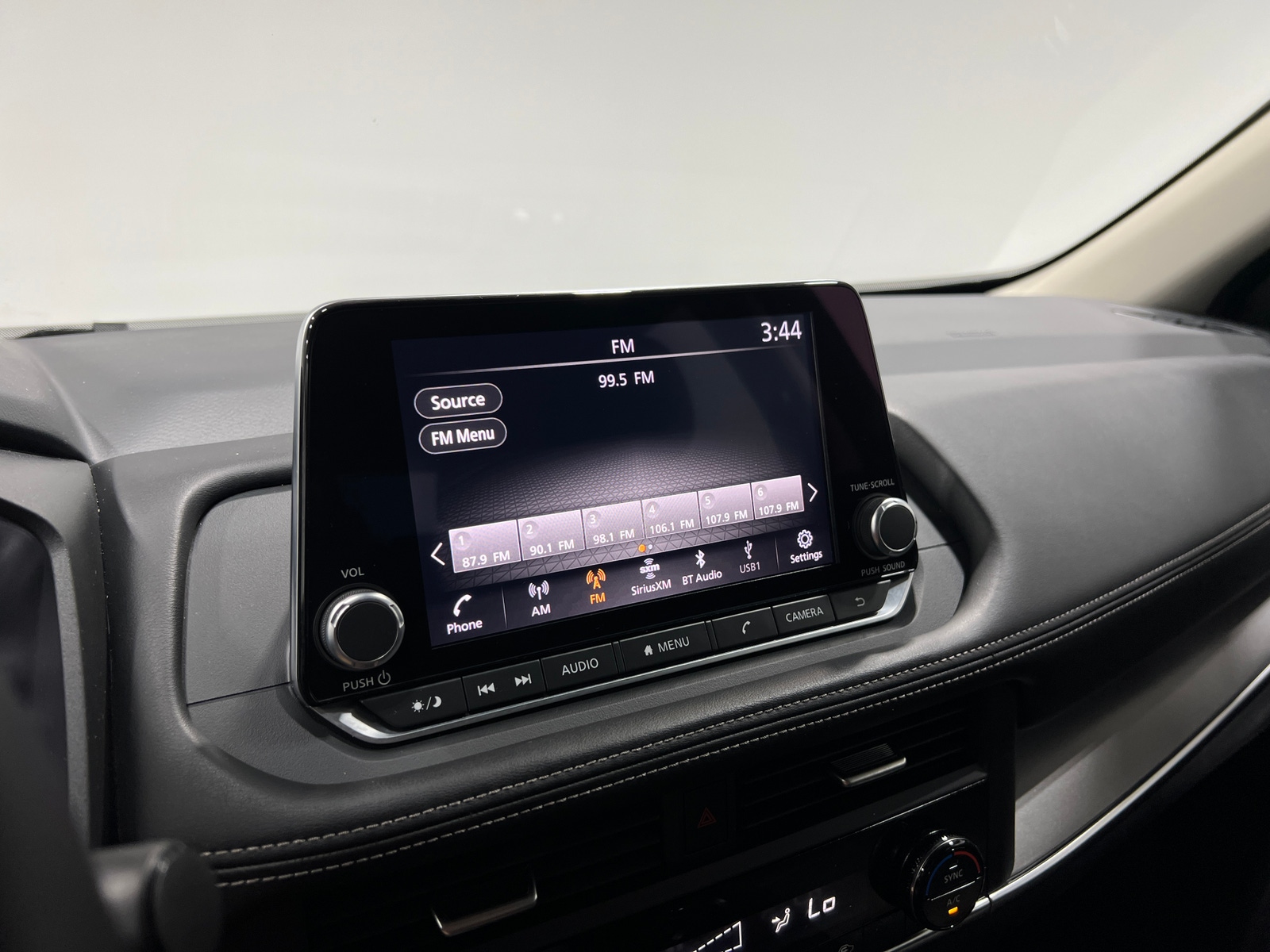 Thumbnail: 2025 Nissan Rogue - 4