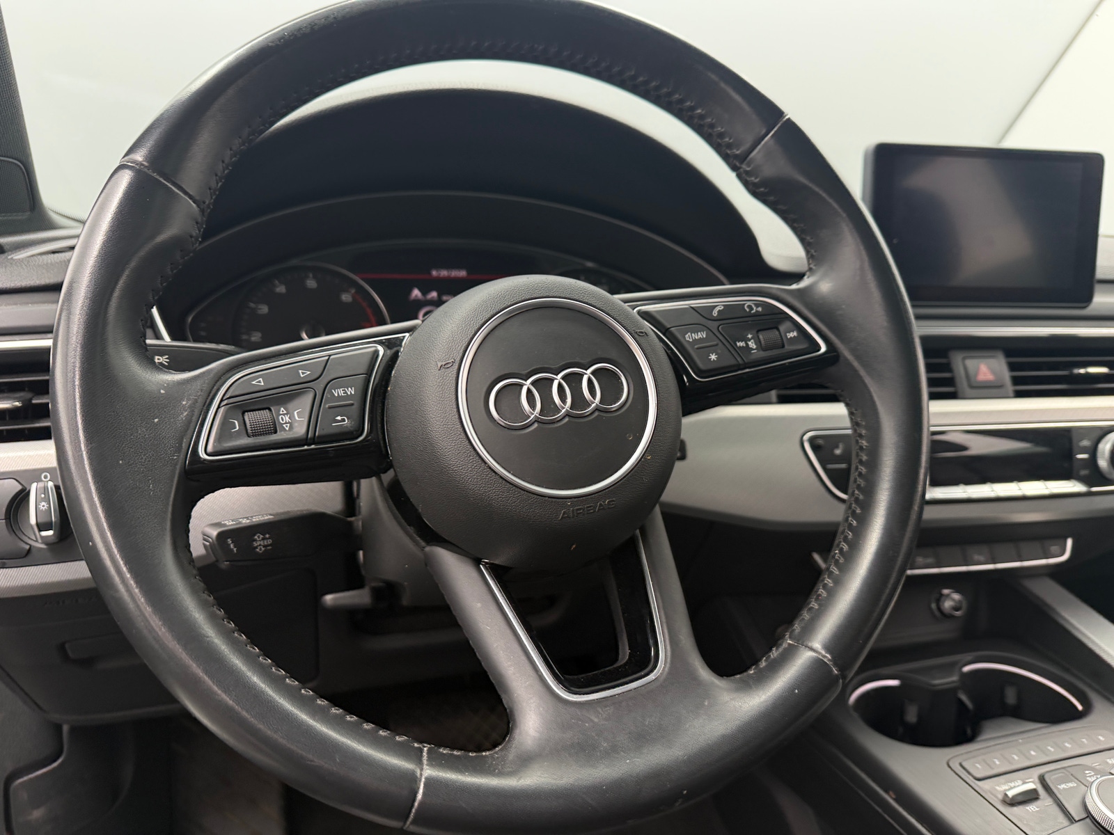 Thumbnail: 2018 Audi A4 - 4