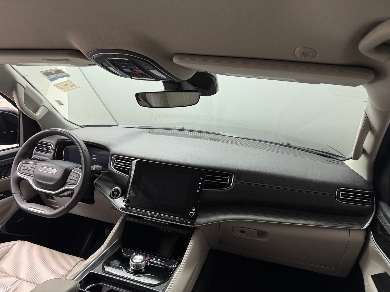 Thumbnail: 2024 Jeep Wagoneer - 3