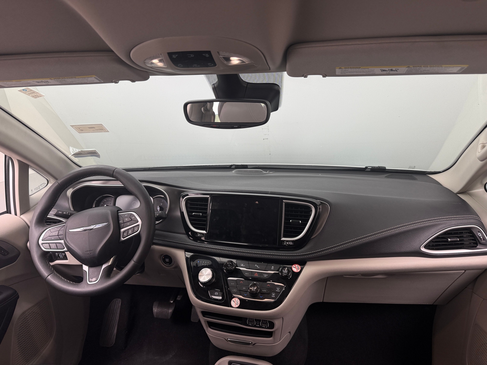 Thumbnail: 2024 Chrysler Pacifica - 2