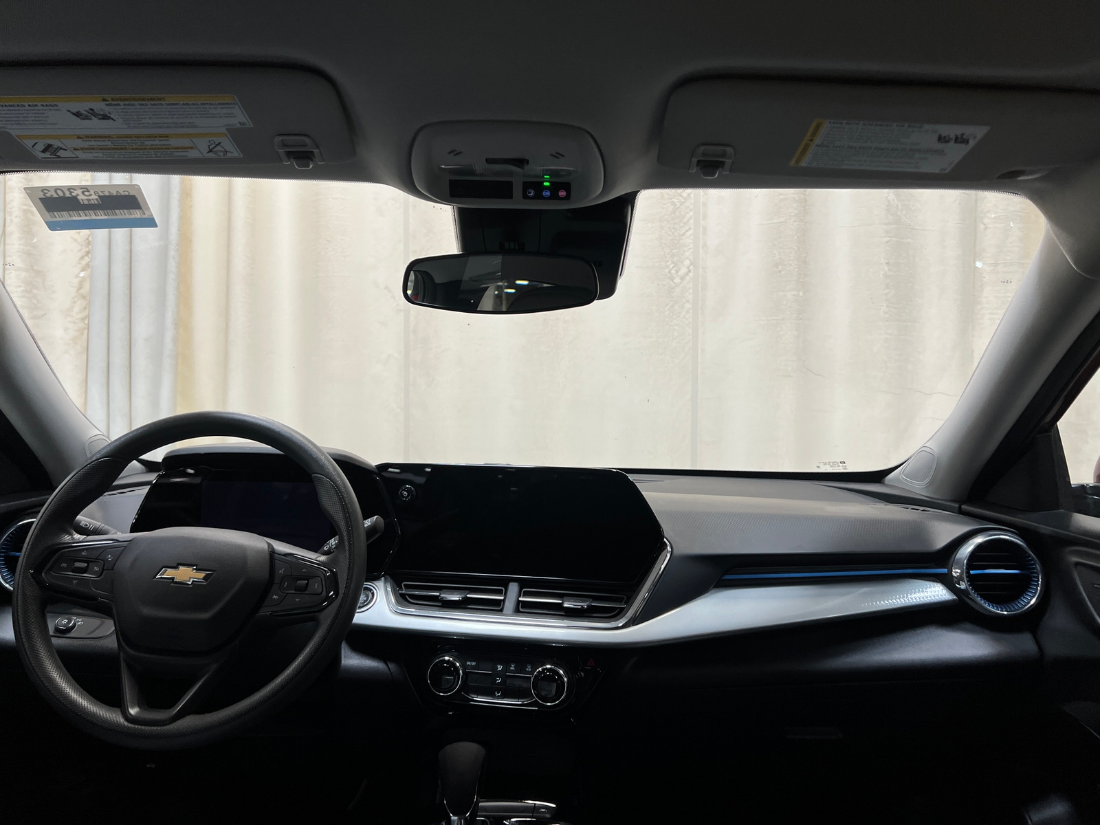 Thumbnail: 2025 Chevrolet Trax - 3