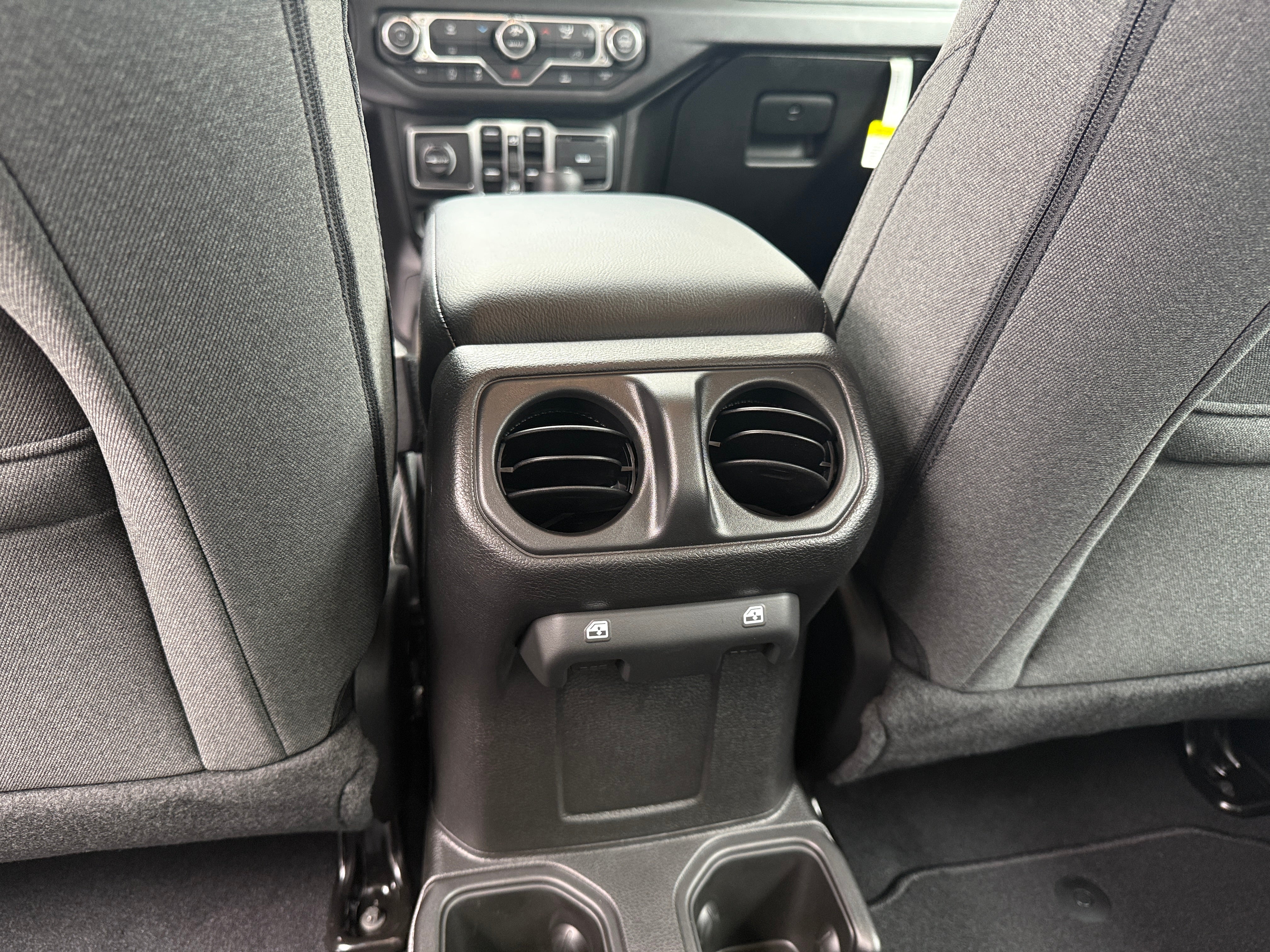 2026 Jeep Wrangler 4-Door Sport - Photo 8