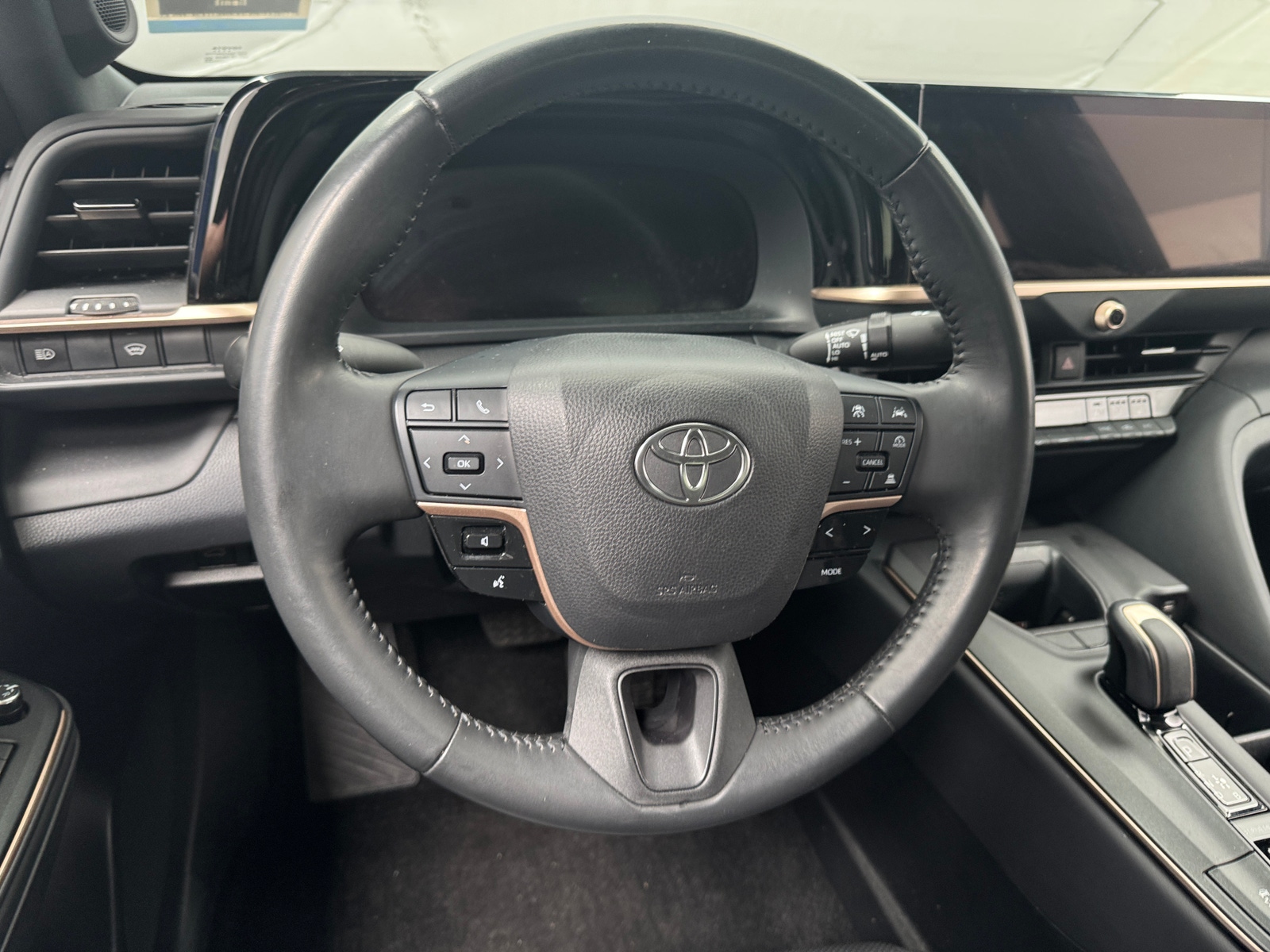 Thumbnail: 2023 Toyota Crown - 5