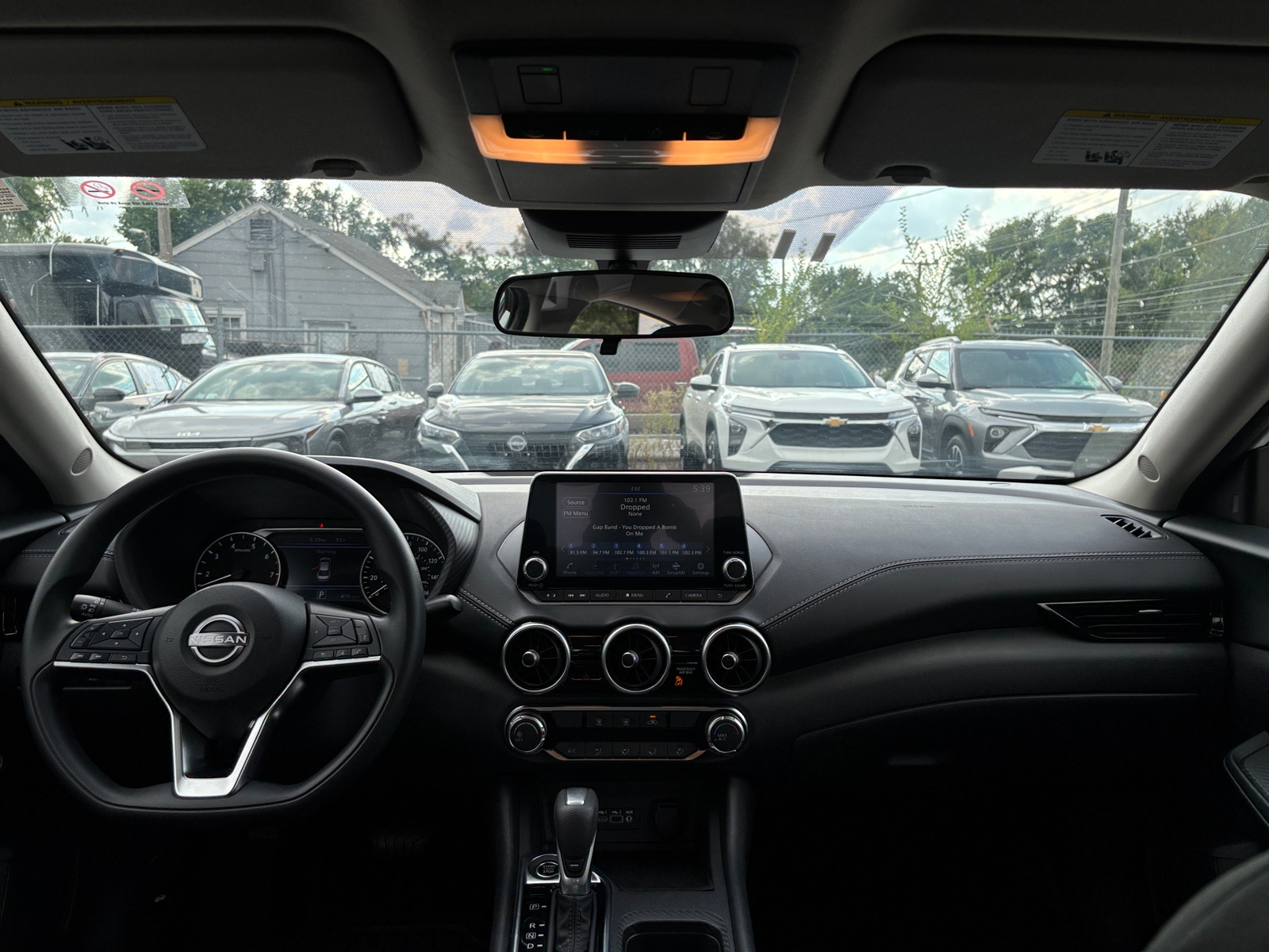 Thumbnail: 2025 Nissan Sentra - 3