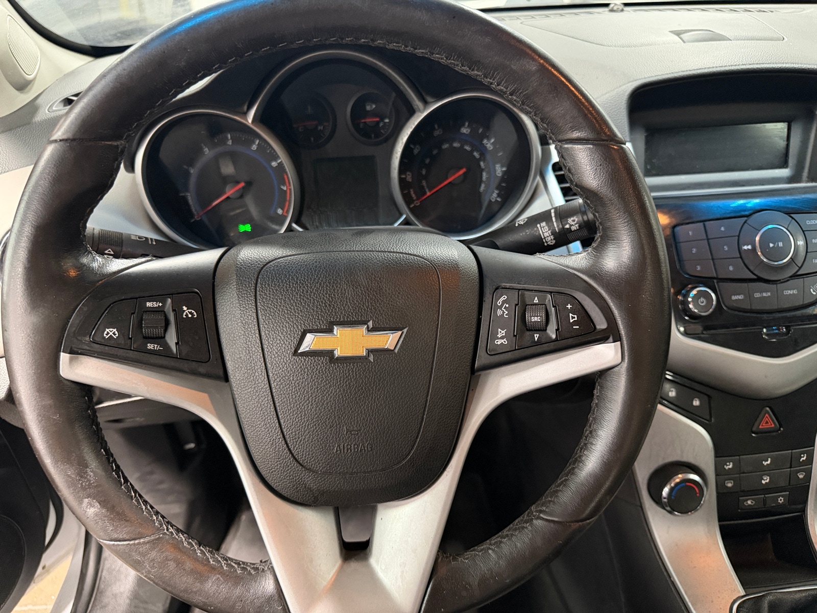 Thumbnail: 2014 Chevrolet Cruze - 5