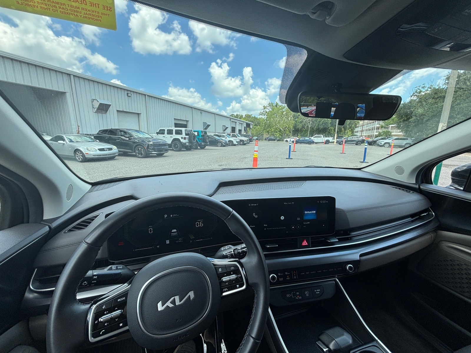 Thumbnail: 2026 Kia Carnival - 3