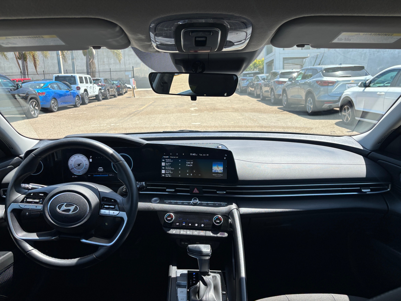 Thumbnail: 2025 Hyundai Elantra - 3