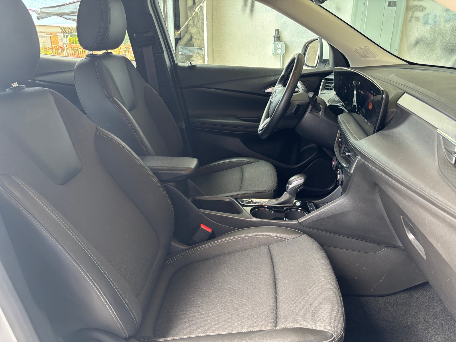 Thumbnail: 2025 Buick Encore GX - 2