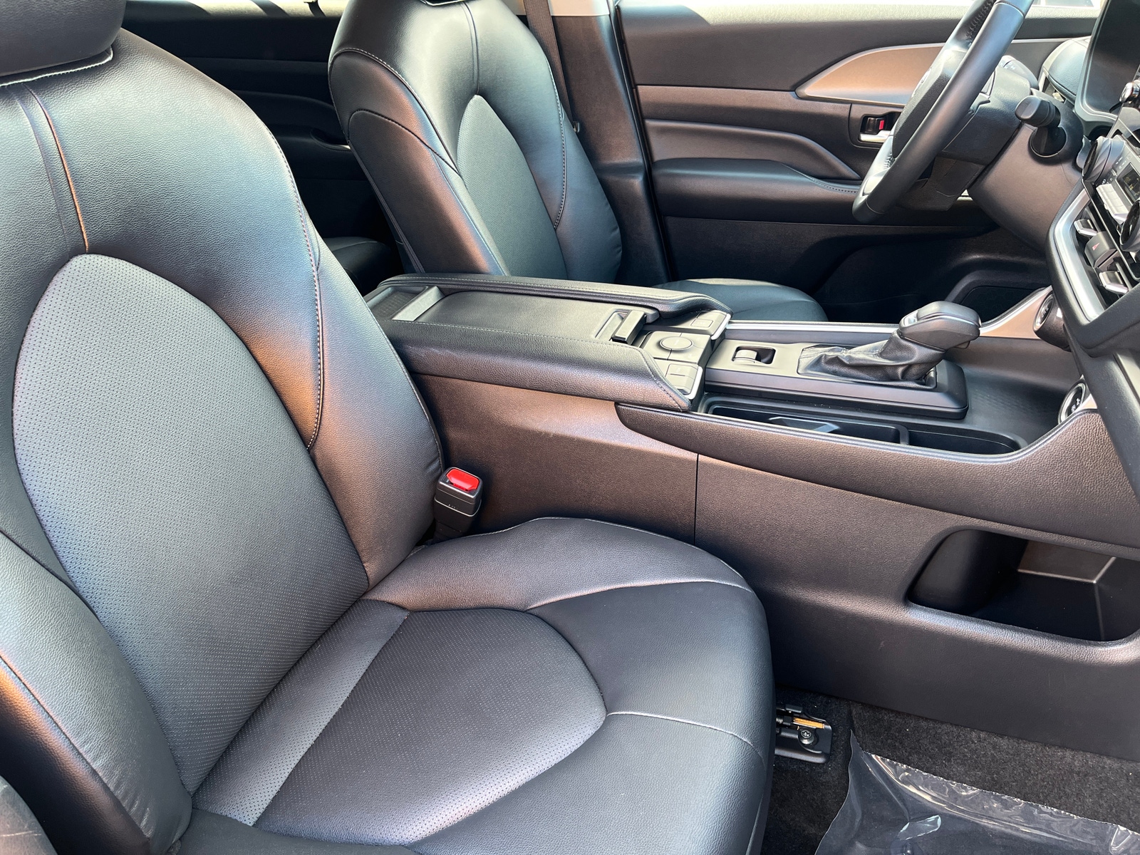 Thumbnail: 2025 Toyota Grand Highlander - 2