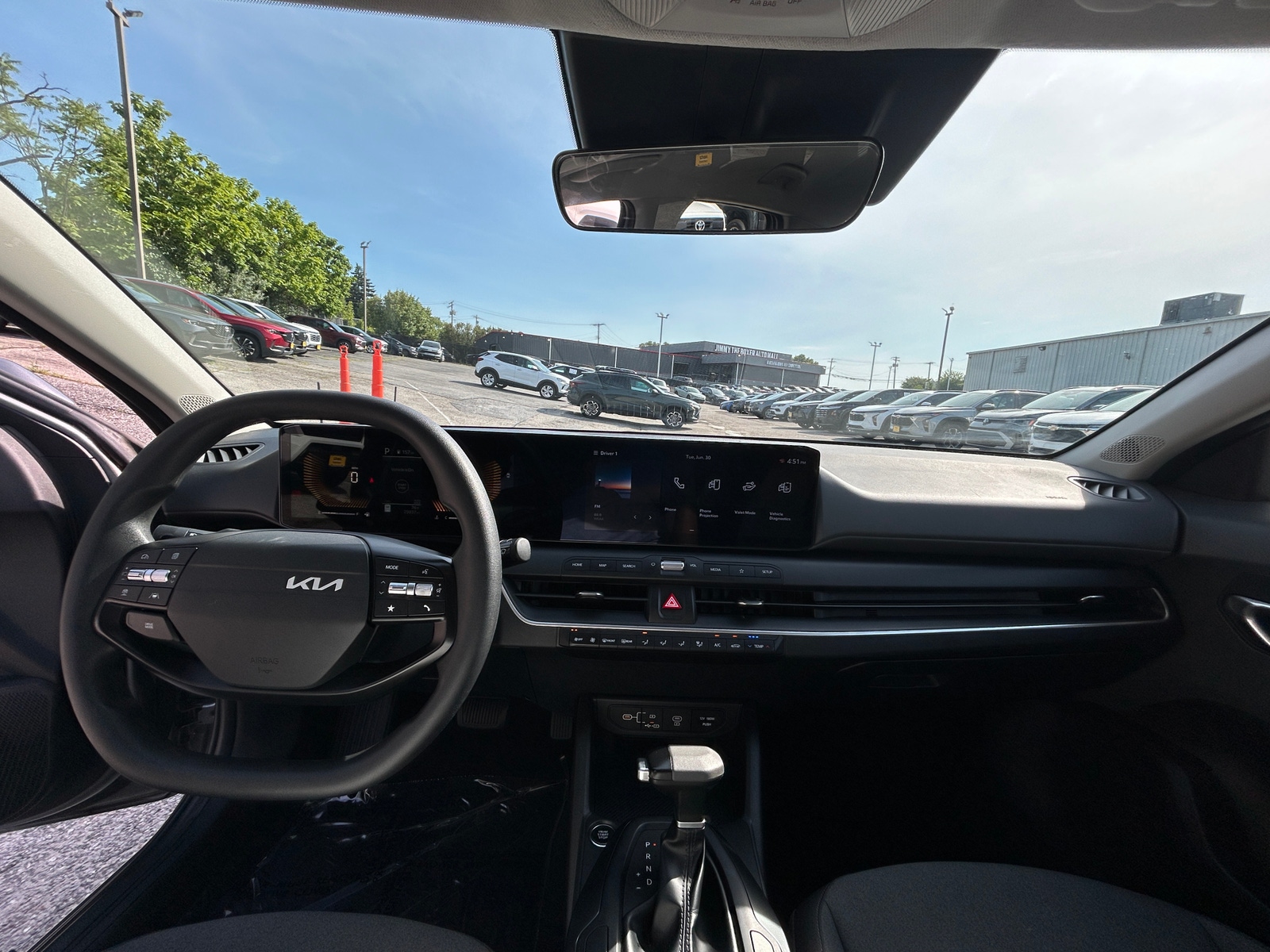 Thumbnail: 2025 Kia K4 - 3