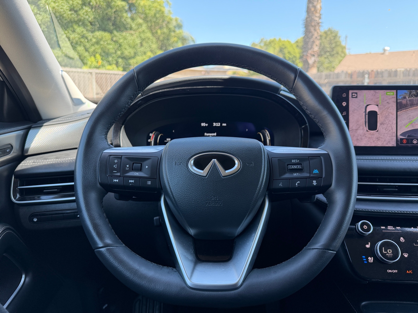Thumbnail: 2026 INFINITI QX60 - 5