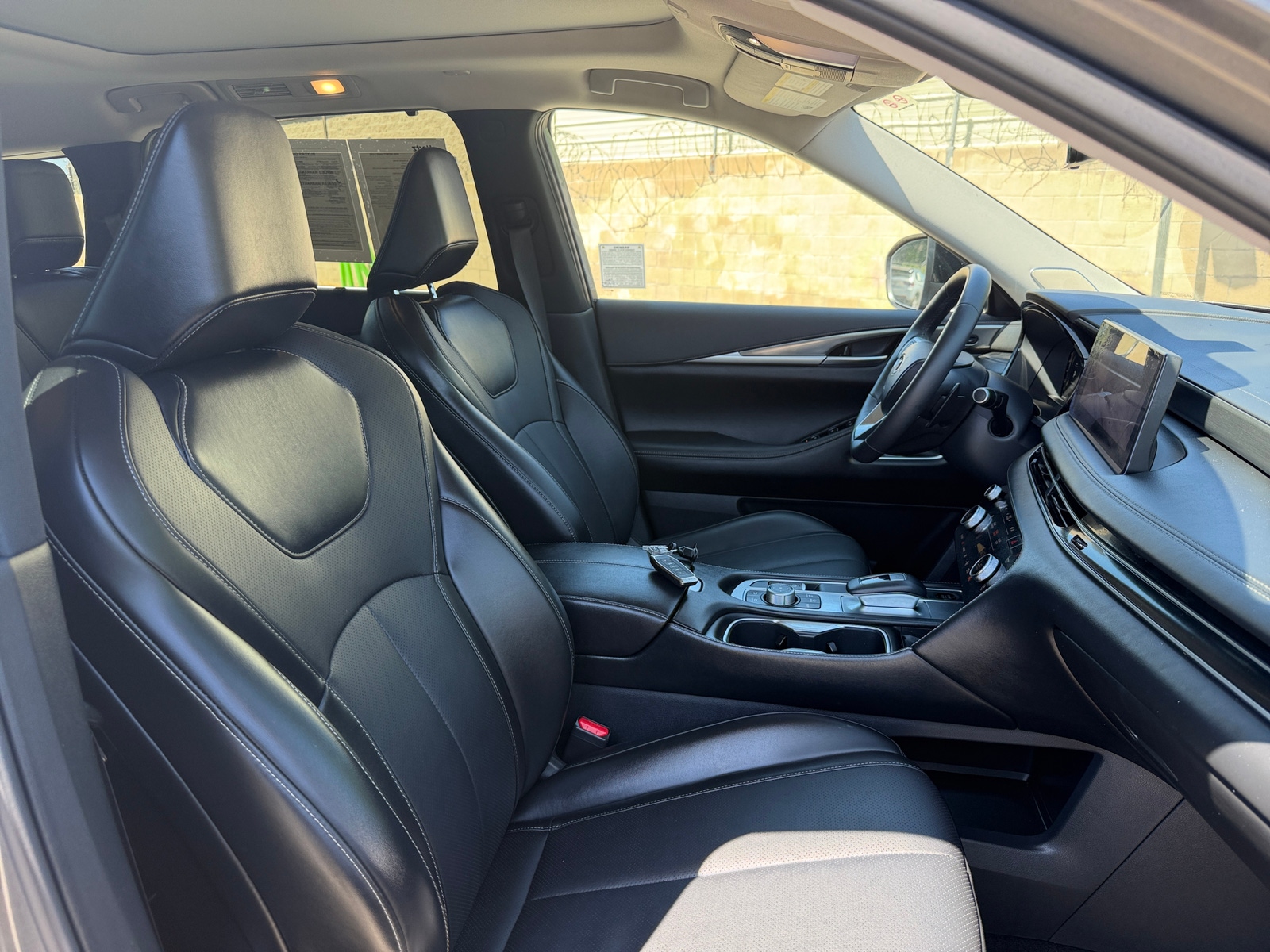 Thumbnail: 2026 INFINITI QX60 - 2