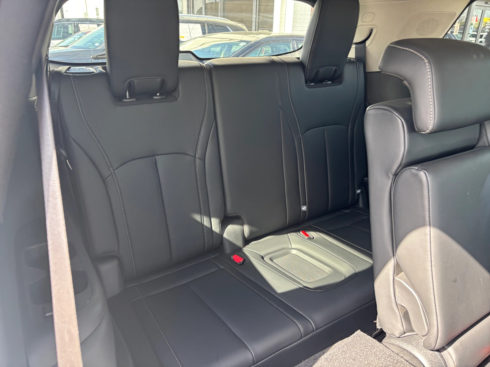 Thumbnail: 2026 INFINITI QX60 - 5