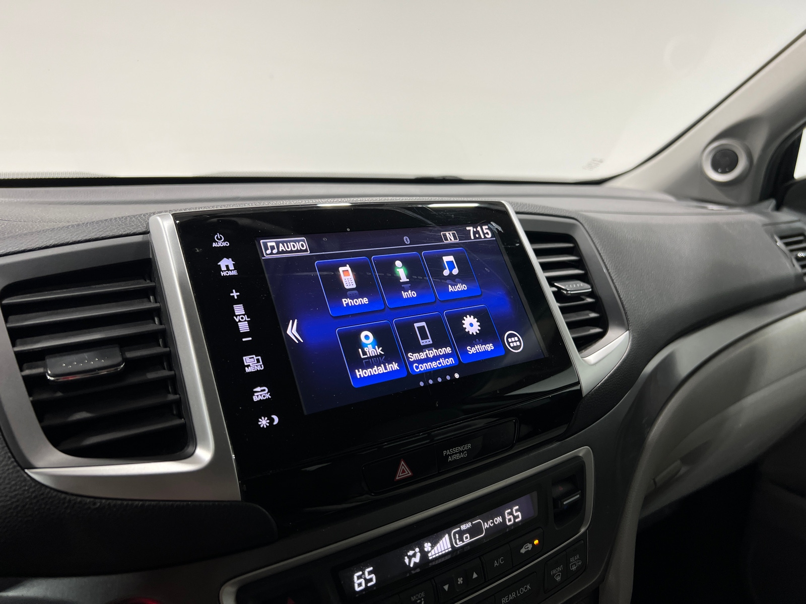 Thumbnail: 2018 Honda Pilot - 4