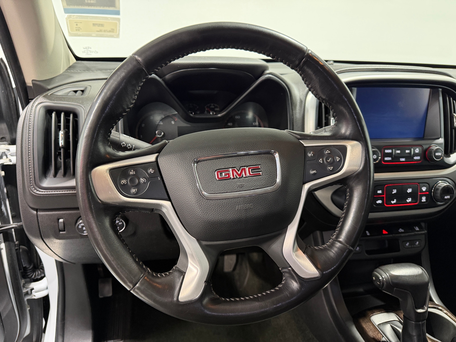 Thumbnail: 2016 GMC Canyon - 4