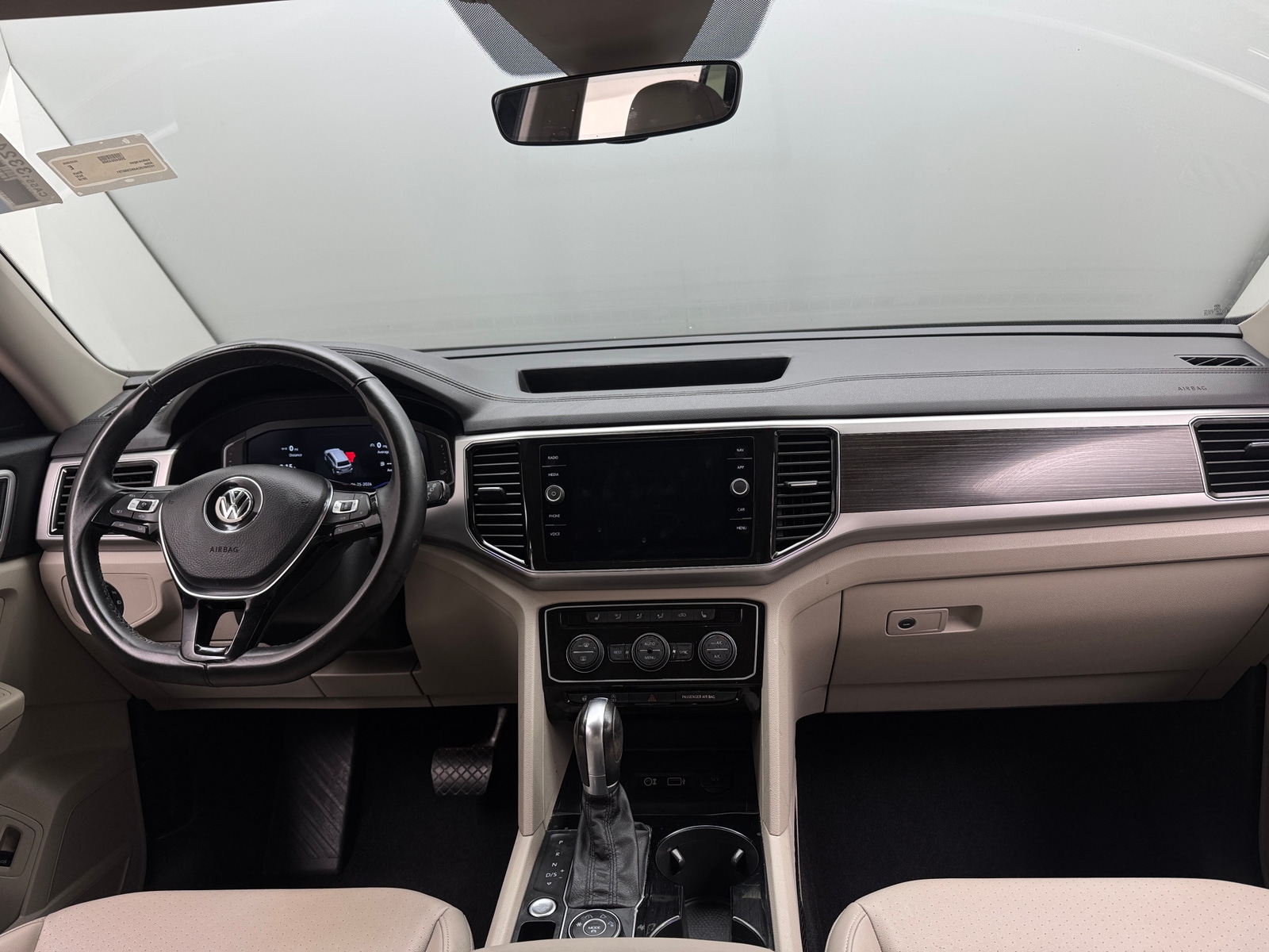 Thumbnail: 2019 Volkswagen Atlas - 2