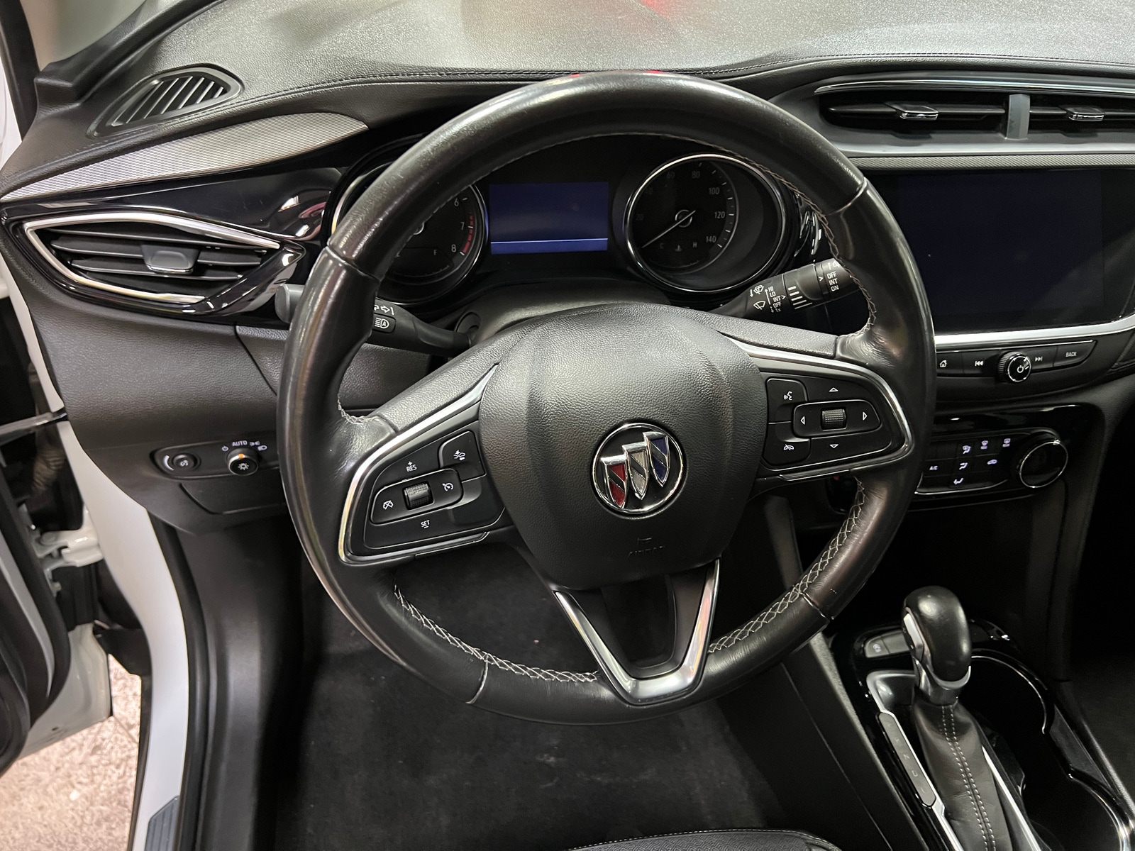 Thumbnail: 2020 Buick Encore GX - 4