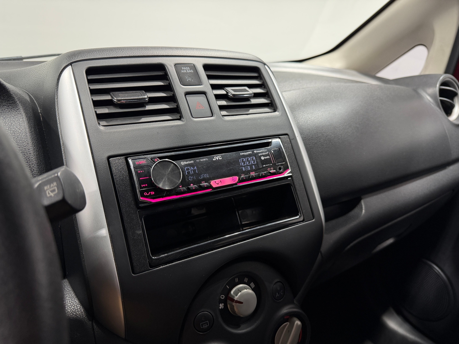 Thumbnail: 2014 Nissan Versa - 4