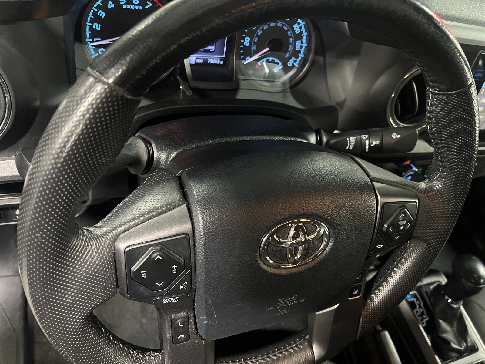 Thumbnail: 2019 Toyota Tacoma - 5