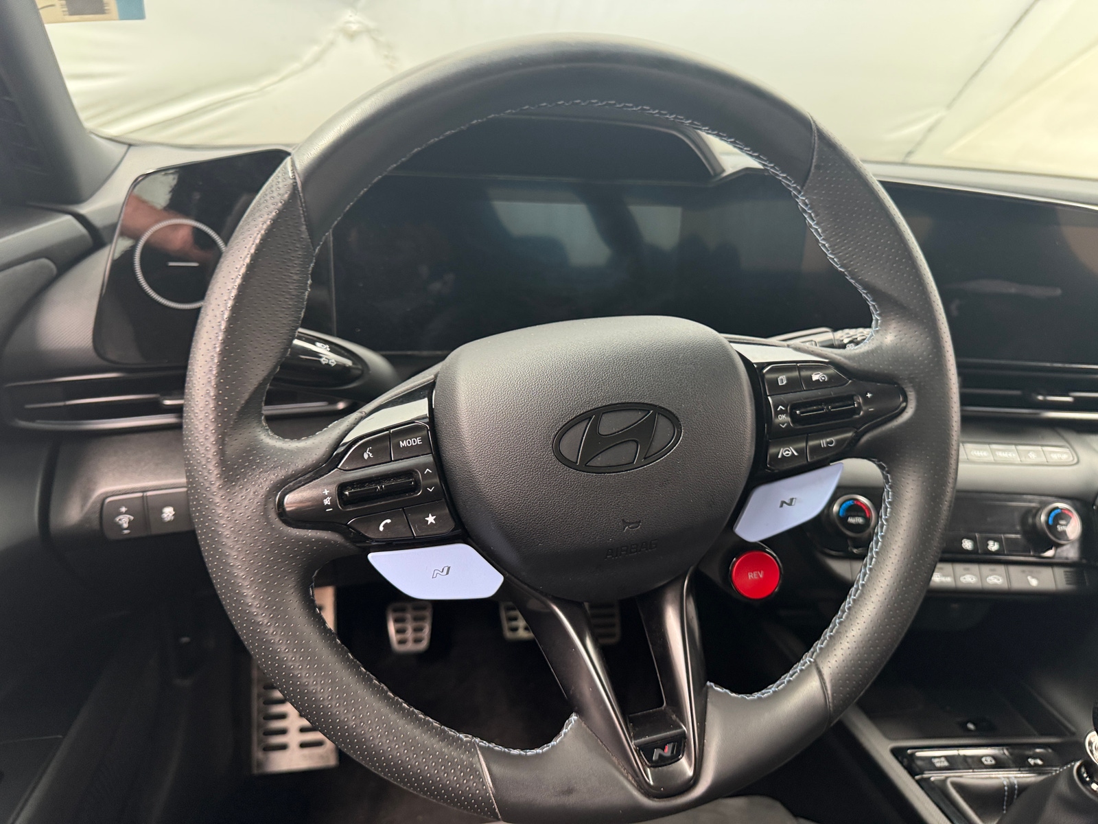 Thumbnail: 2025 Hyundai Elantra - 4