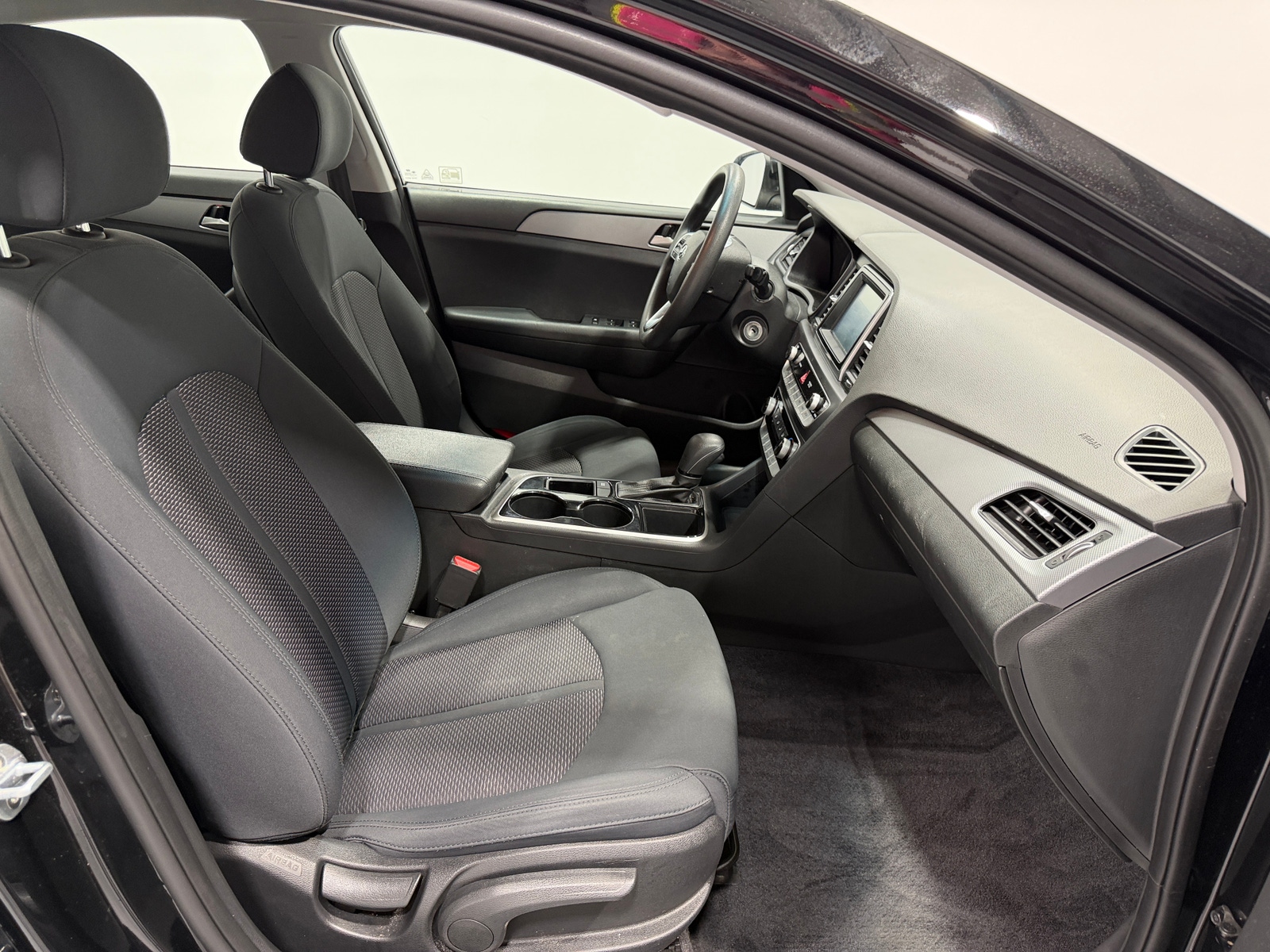 Thumbnail: 2019 Hyundai Sonata - 2