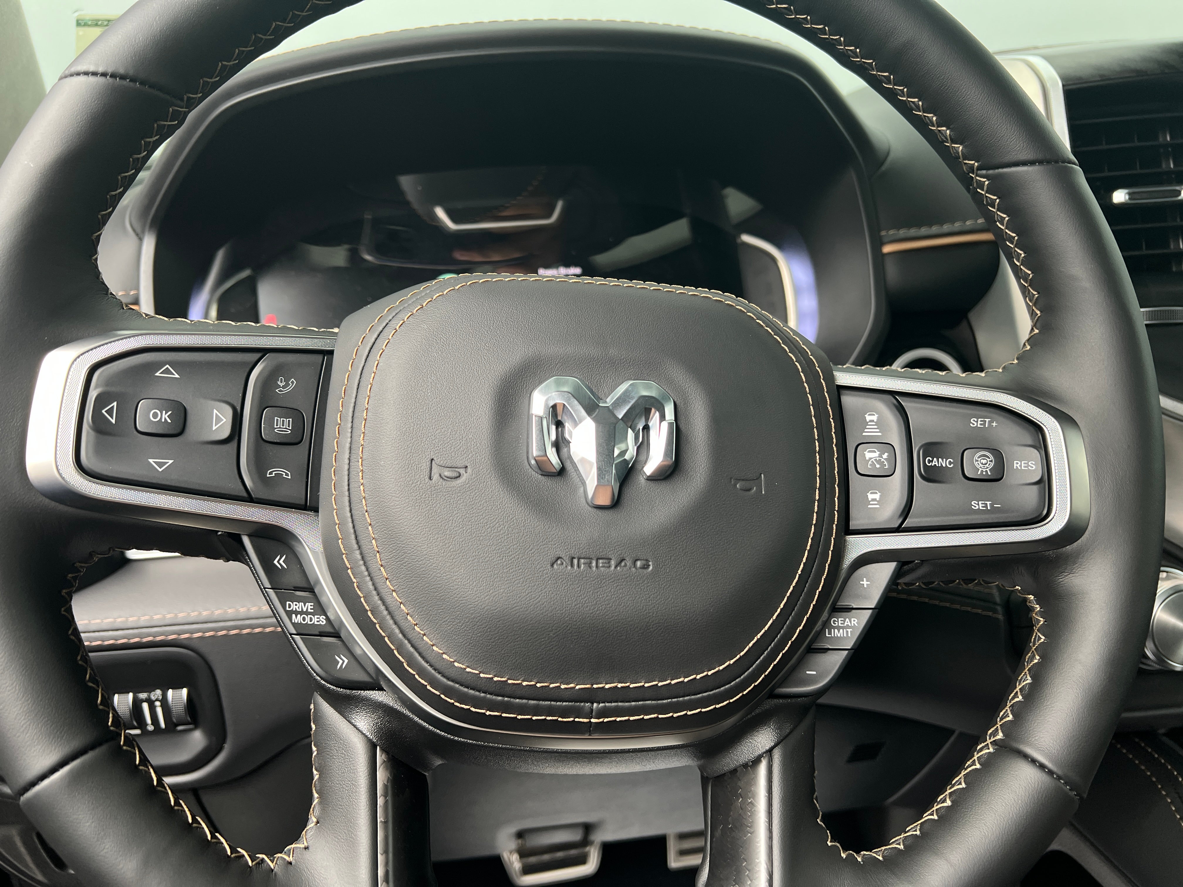 2026 RAM 1500 Tungsten - Photo 9