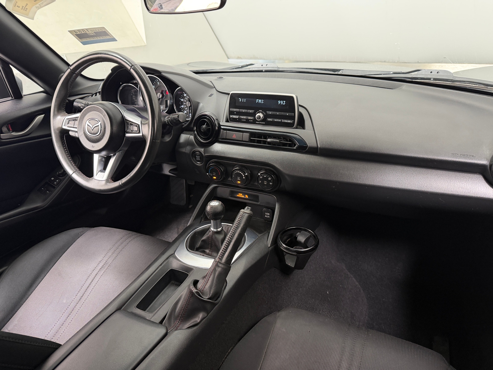 Thumbnail: 2016 Mazda MX-5 Miata - 3