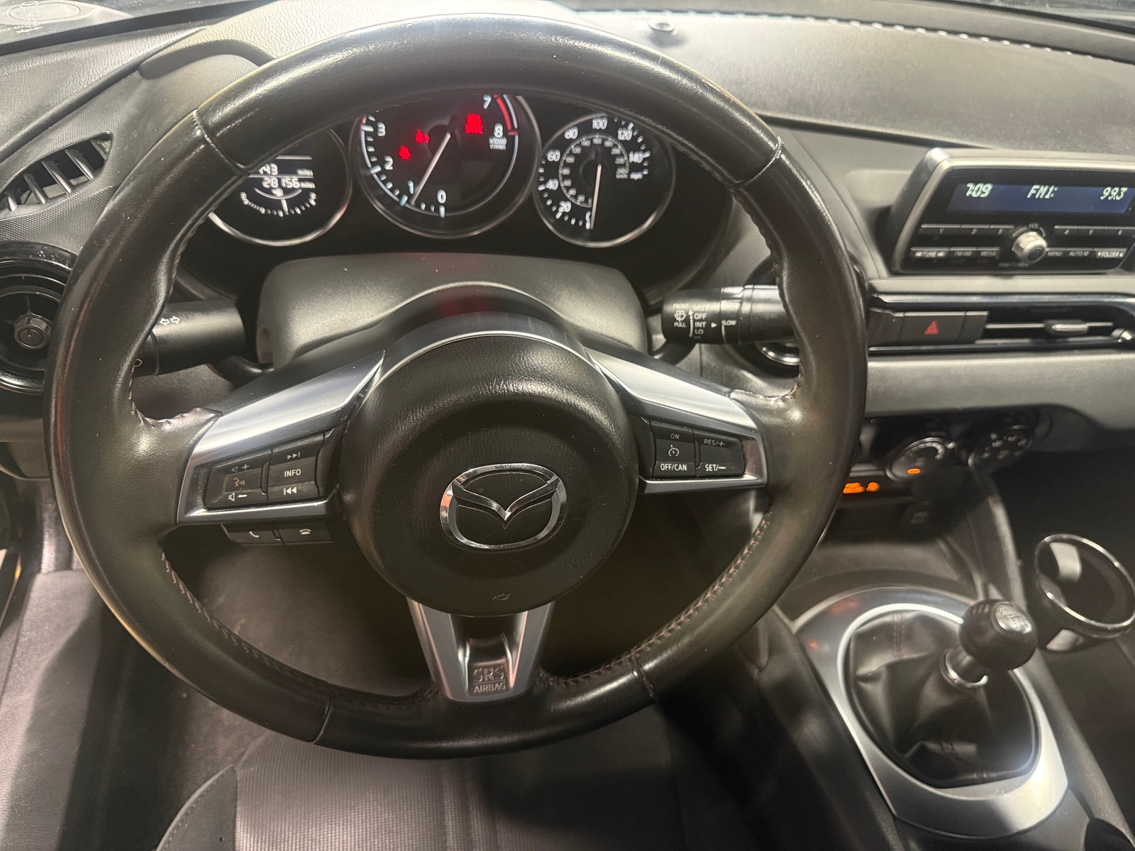 Thumbnail: 2016 Mazda MX-5 Miata - 5