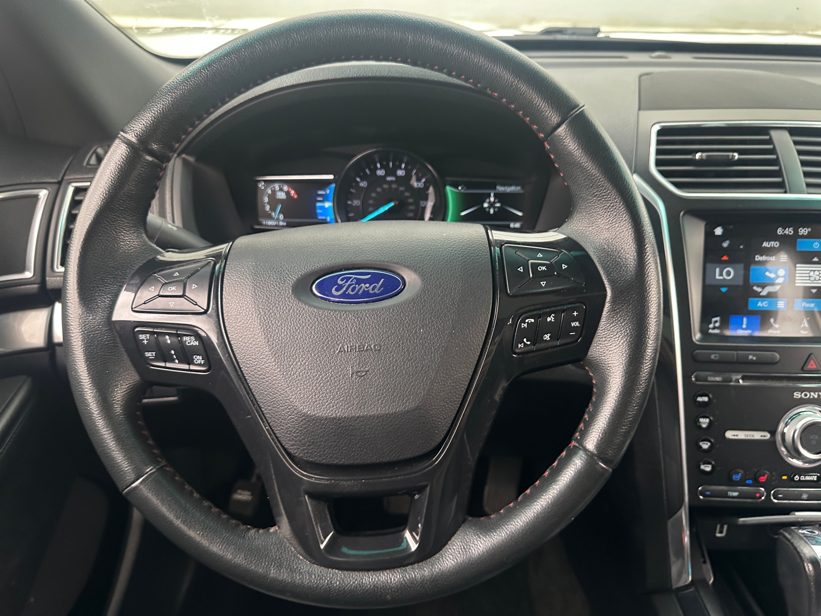 Thumbnail: 2017 Ford Explorer - 4