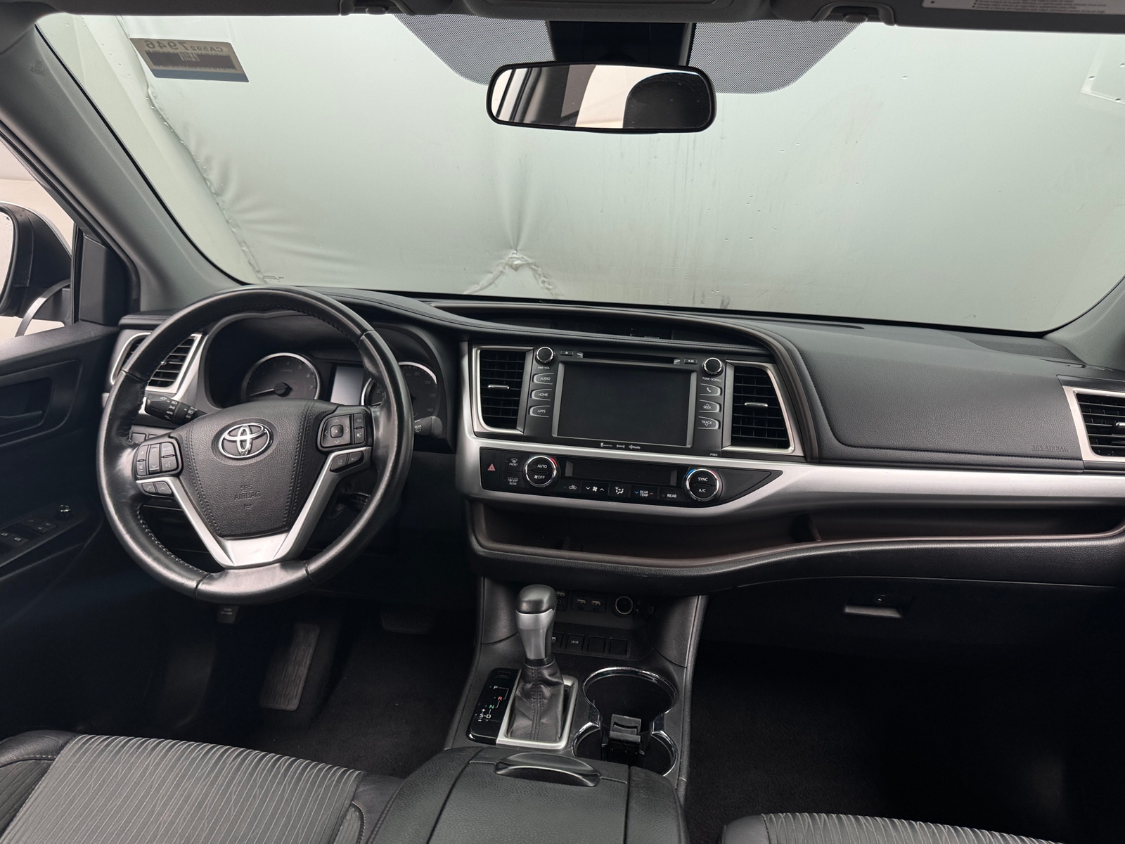 Thumbnail: 2019 Toyota Highlander - 2