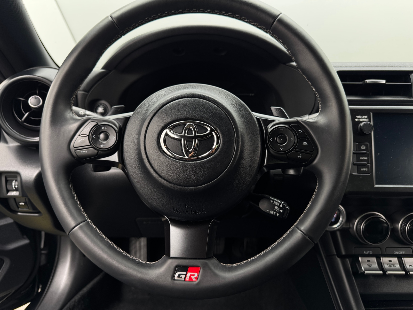 Thumbnail: 2022 Toyota GR86 - 4