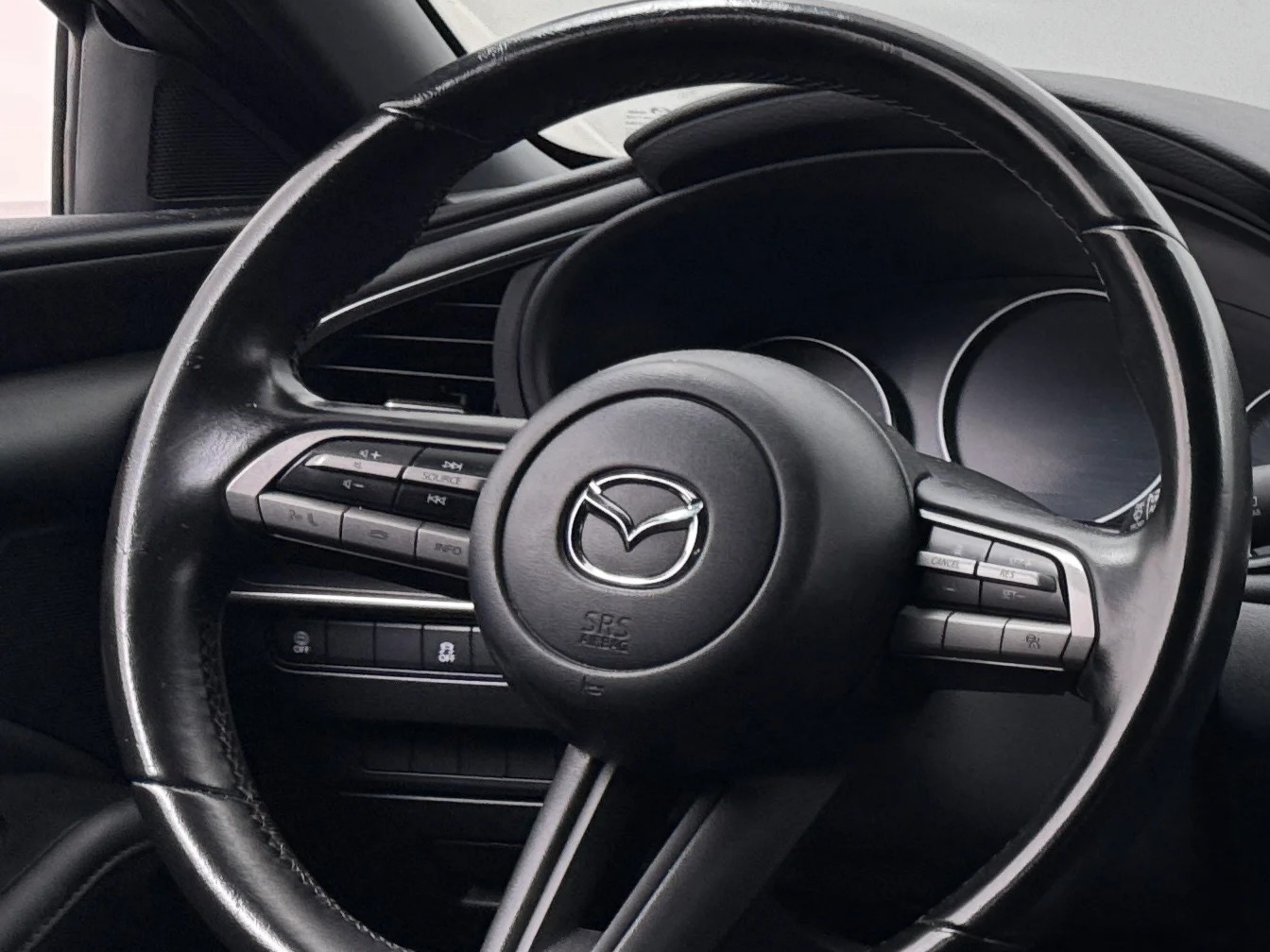 Thumbnail: 2023 Mazda Mazda3 - 4