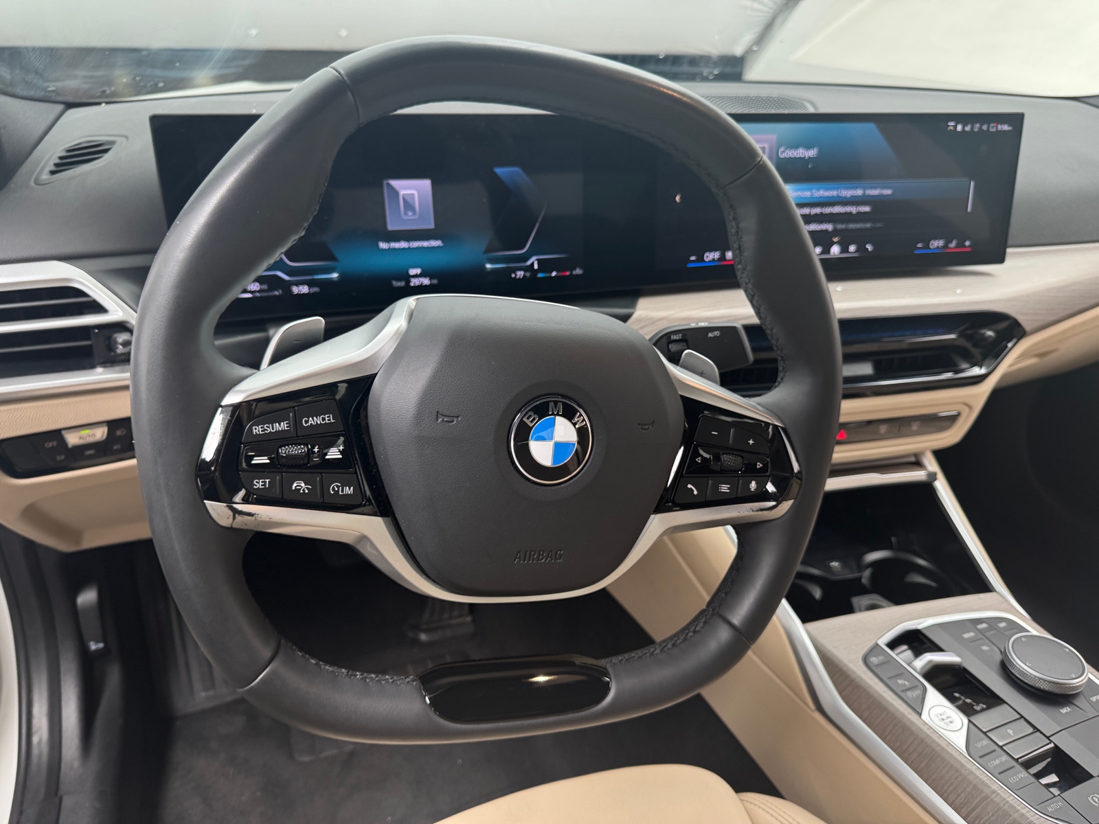Thumbnail: 2025 BMW 3 Series - 4