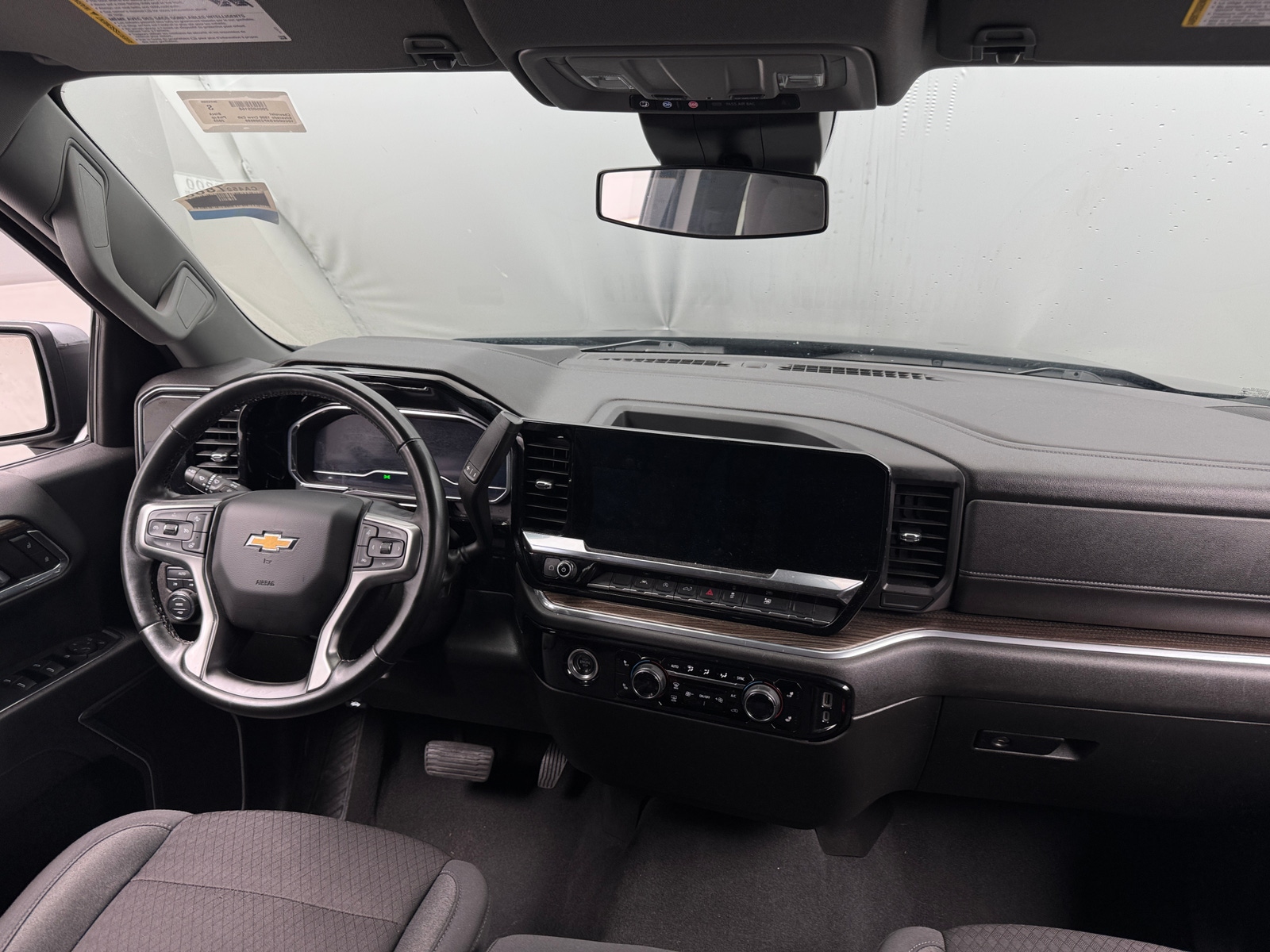 Thumbnail: 2023 Chevrolet Silverado 1500 - 3