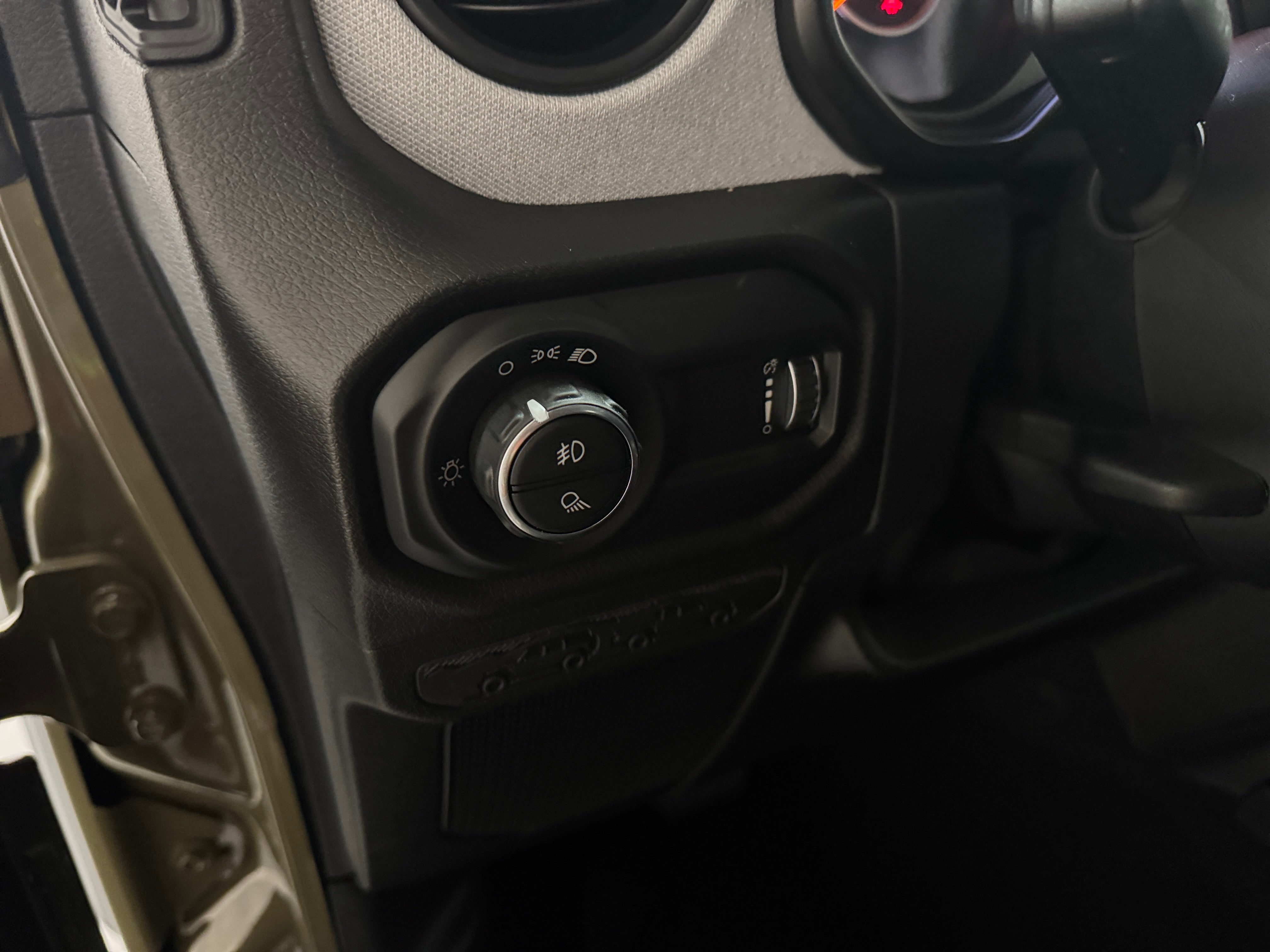 2026 Jeep Gladiator Sport - Photo 11
