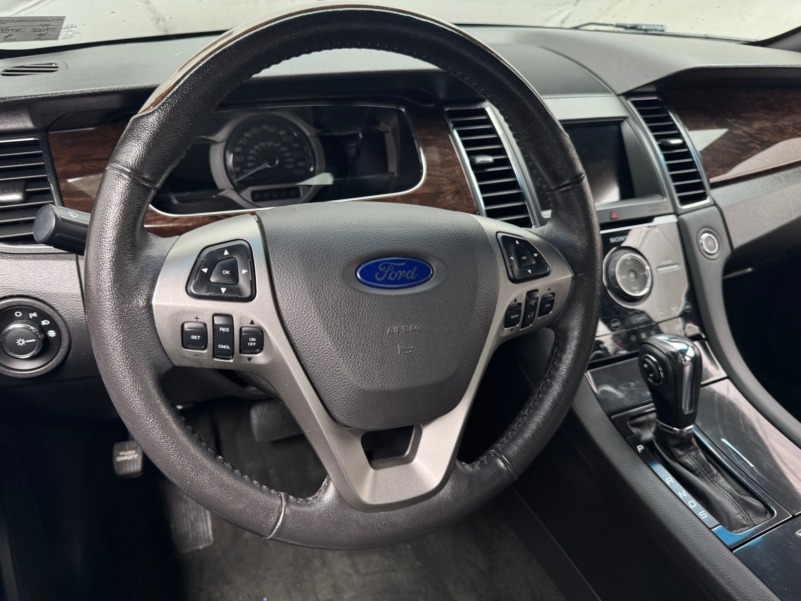 Thumbnail: 2017 Ford Taurus - 4