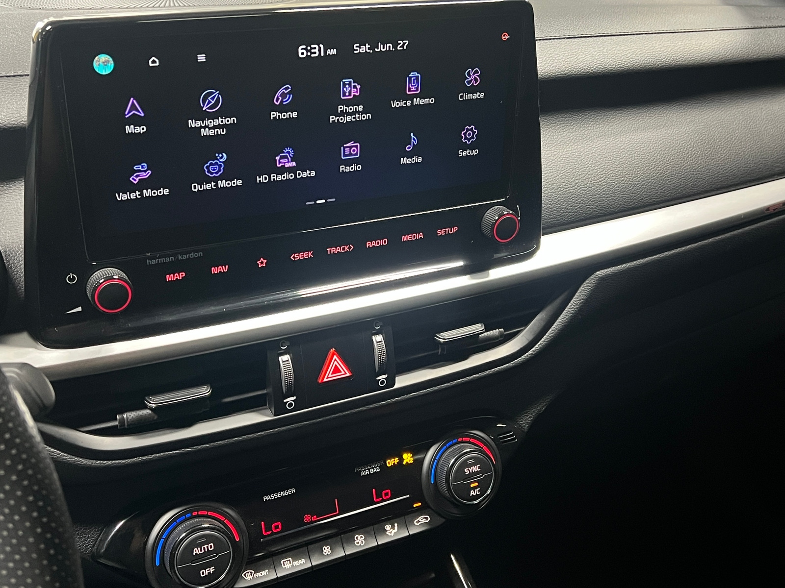 Thumbnail: 2023 Kia Forte - 3