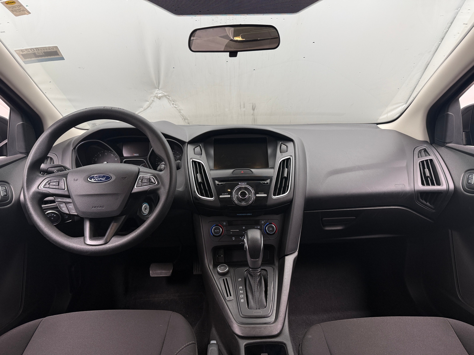 Thumbnail: 2017 Ford Focus - 3