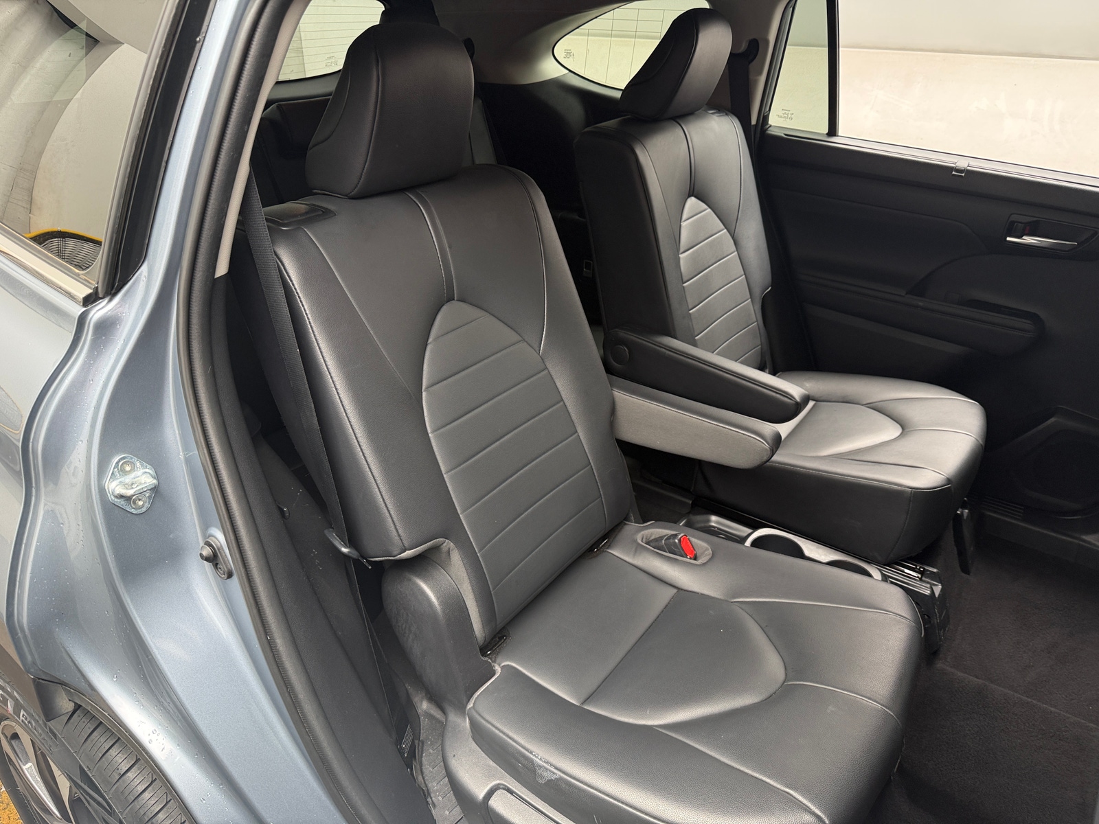 Thumbnail: 2020 Toyota Highlander - 5