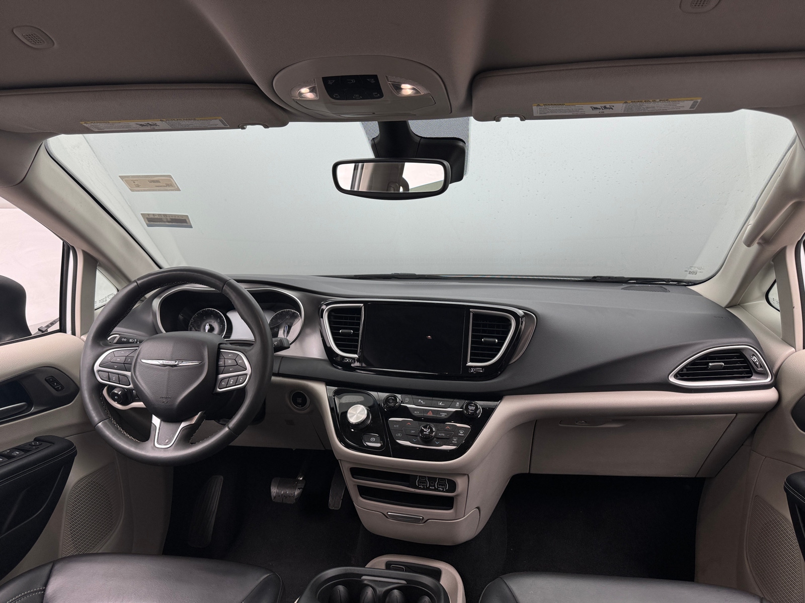 Thumbnail: 2023 Chrysler Pacifica - 2
