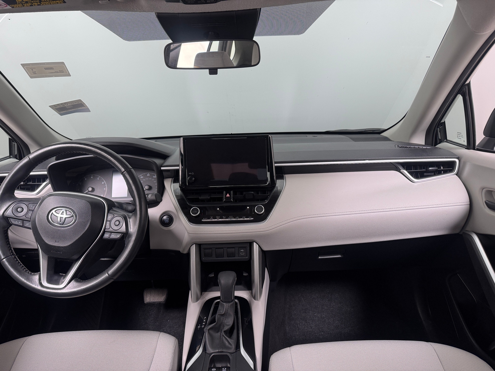 Thumbnail: 2024 Toyota Corolla Cross - 3
