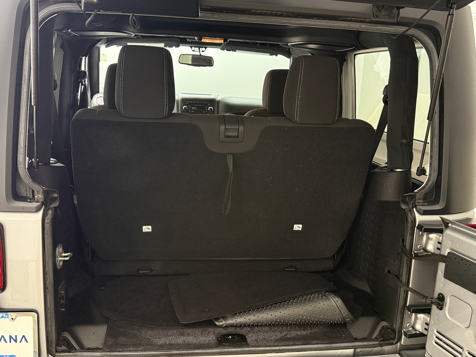 Thumbnail: 2015 Jeep Wrangler - 7