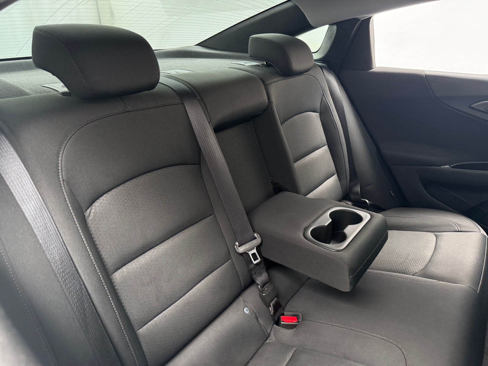 Thumbnail: 2016 Chevrolet Malibu - 6